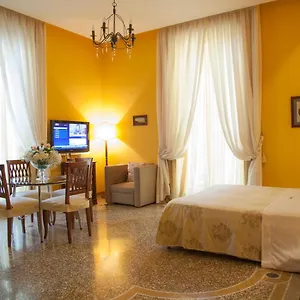 Orsini 46 Couette-café Naples